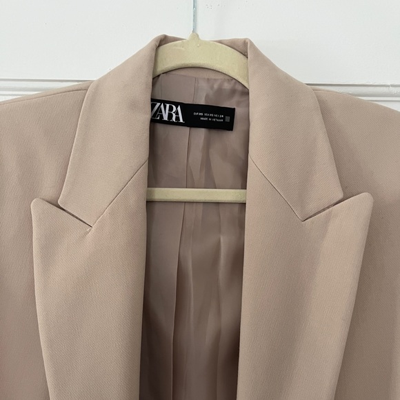 🚫SOLD🚫 Zara Overaized Blazer - Picture 3 of 5